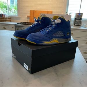 New W/ box Jordan 5 Laney 10.5